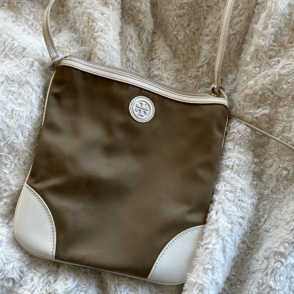 Tory Burch Handbags - Tory Burch Crossbody
